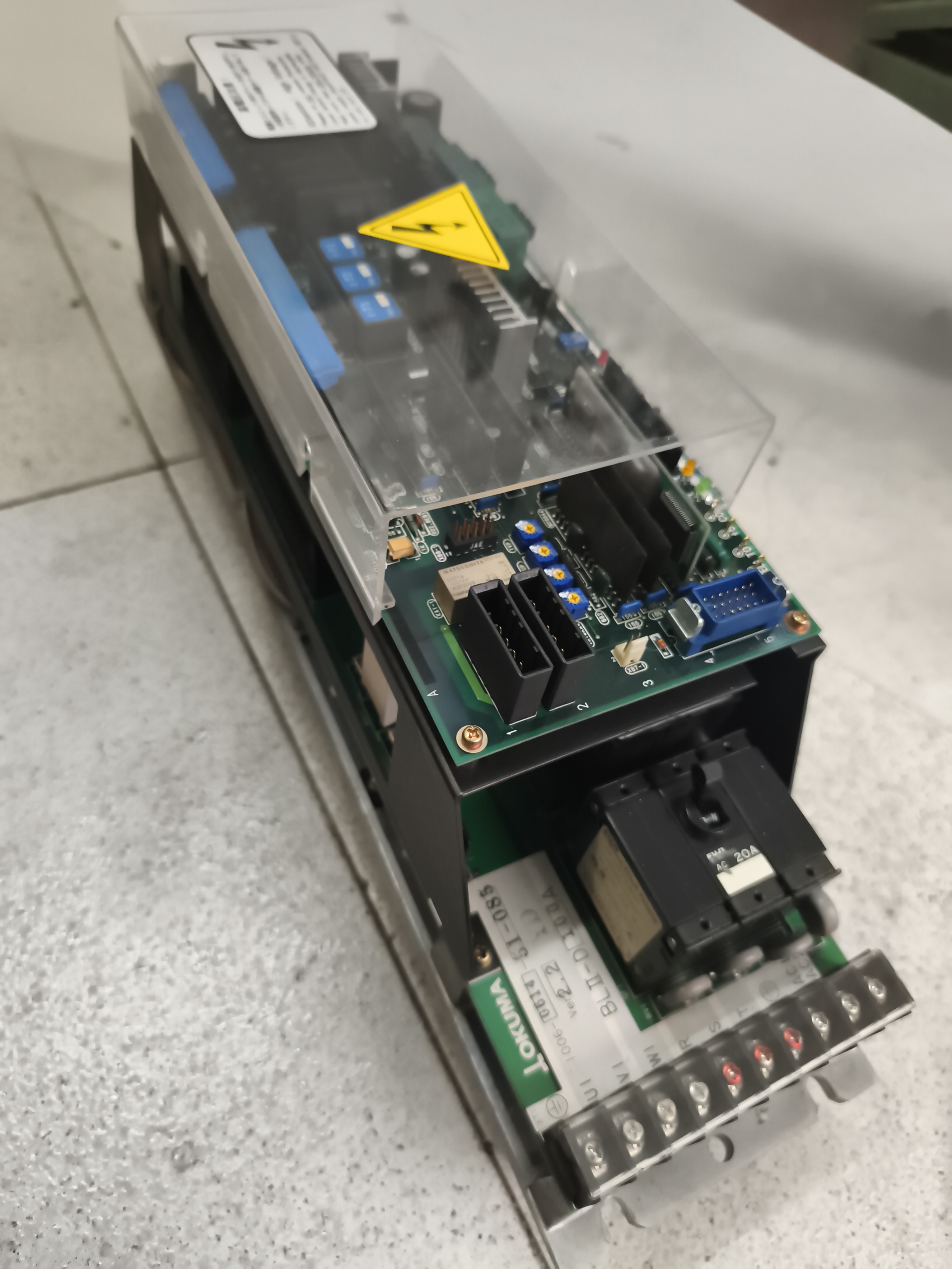 Servo azionamento OKUMA BLII-D100A